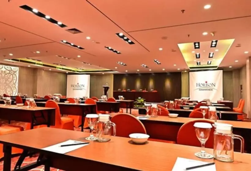 Отель Horison Samarinda