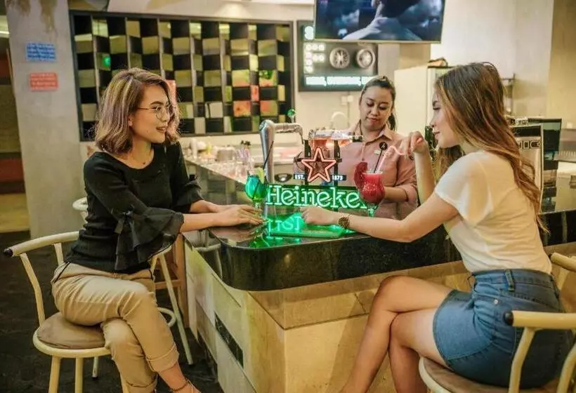 Отель Horison Samarinda