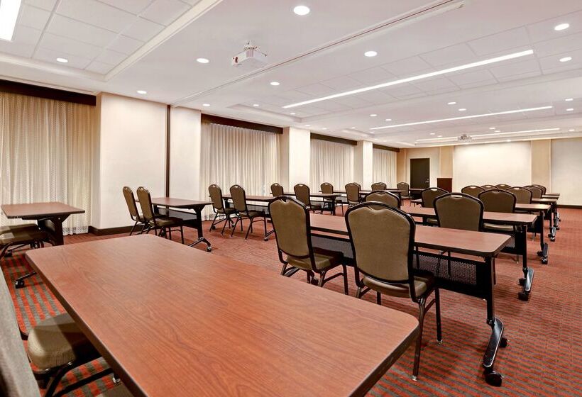 Отель Hyatt Place Bloomington / Normal