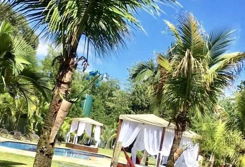 ホテル La Dolce Villa