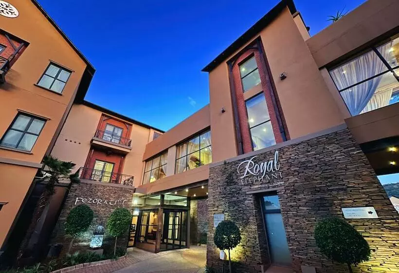 Royal Elephant Hotel & Conference Centre