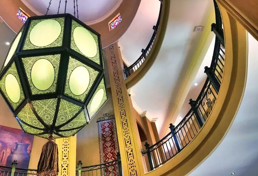 Royal Elephant Hotel & Conference Centre