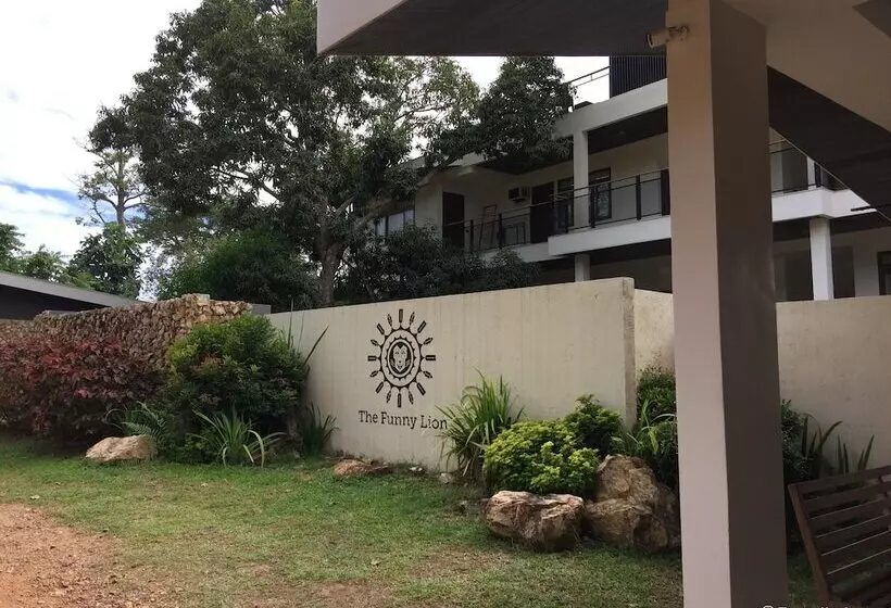 Hotel The Funny Lion Coron