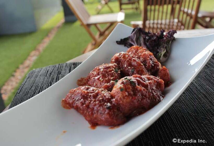 בית מלון כפרי The Funny Lion   Coron