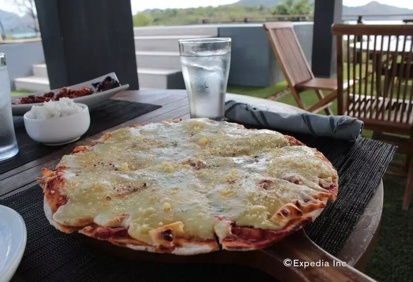 Hotel The Funny Lion Coron