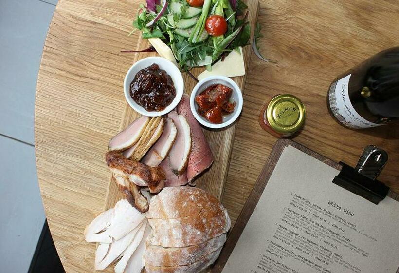 فندق The Hatch Inn