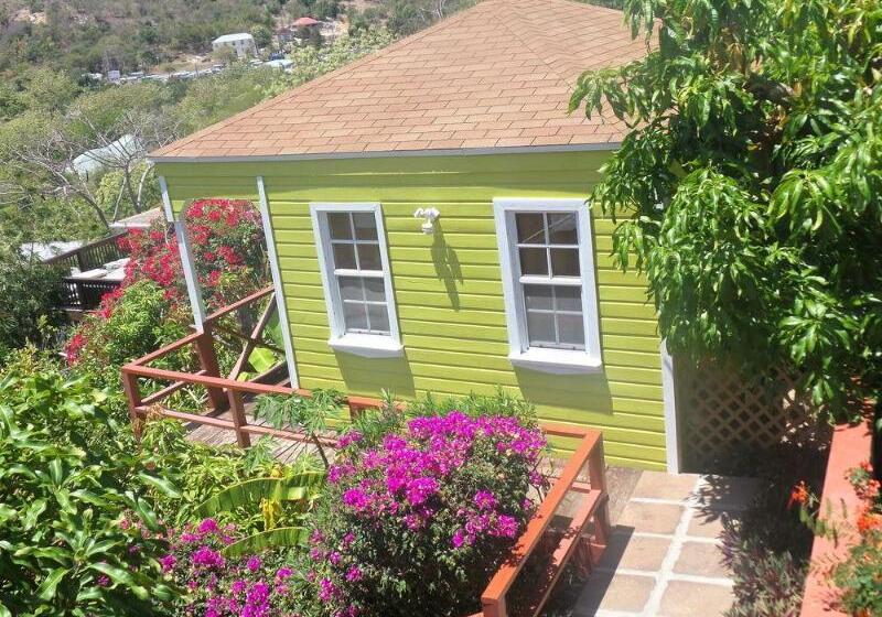 酒店 The Ocean Inn