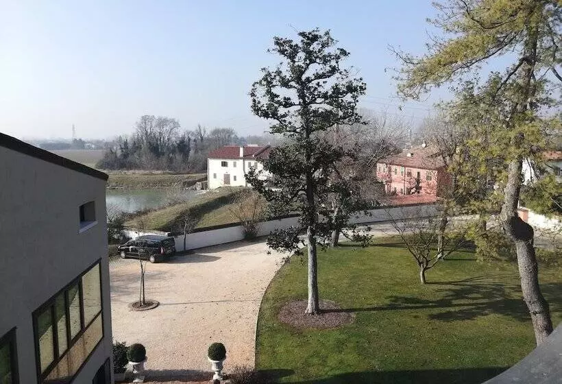 هتل Villa Barbarich Venice Mestre