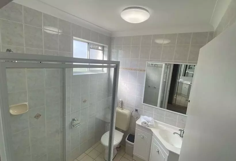 汽车旅馆  Sapphire City Motor Inn