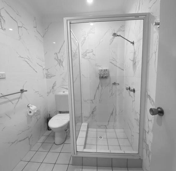 モーテル Sapphire City Motor Inn