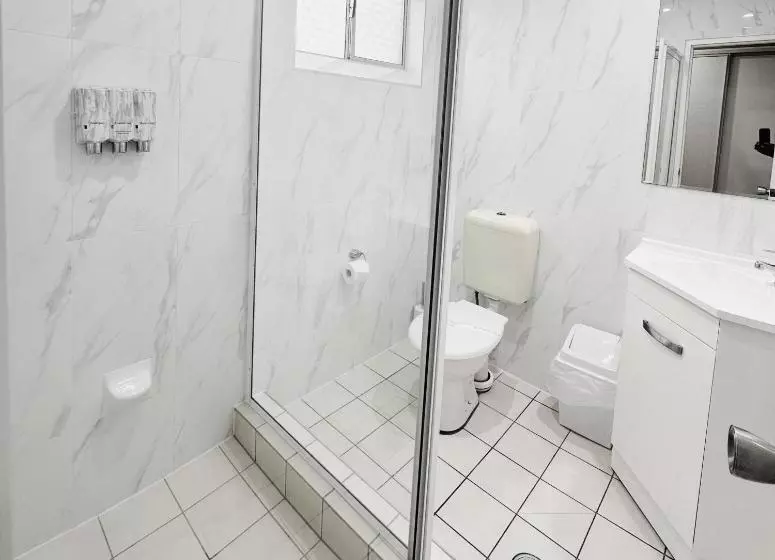 汽车旅馆  Sapphire City Motor Inn