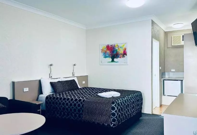 汽车旅馆  Sapphire City Motor Inn