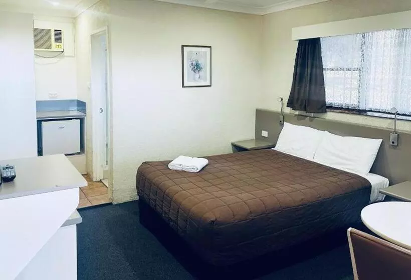 汽车旅馆  Sapphire City Motor Inn