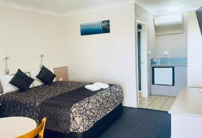 汽车旅馆  Sapphire City Motor Inn