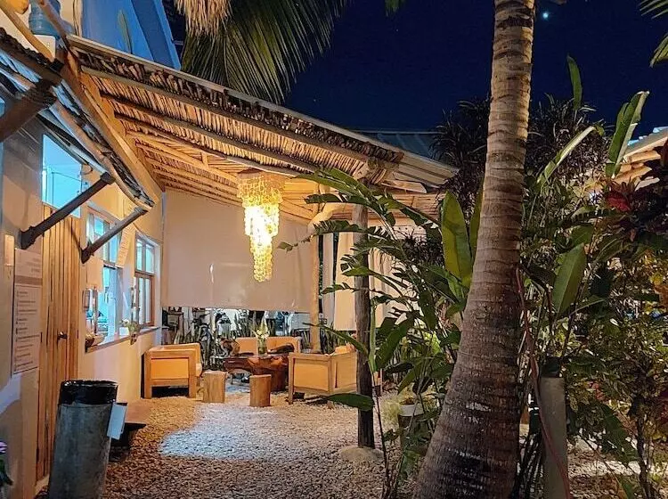 پانسیون Residencia El Balata