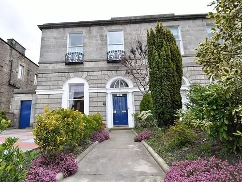 Majatalo Tania Guest House