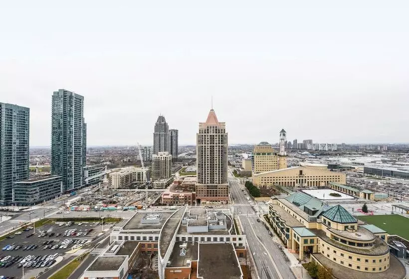 Sarkar Suites 330 Burnhamthorpe Road