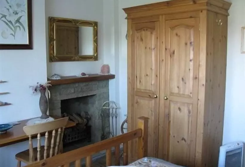 مبيت وإفطار Avebury Life