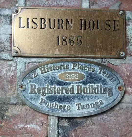 ベッドアンドブレックファースト Lisburn House Dunedin