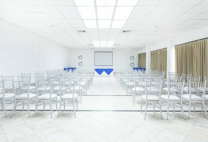 هتل Hamaca Suites