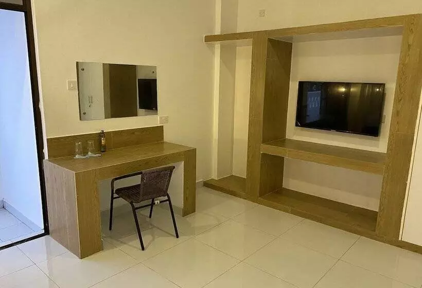 Hotel Diani Palm Resort