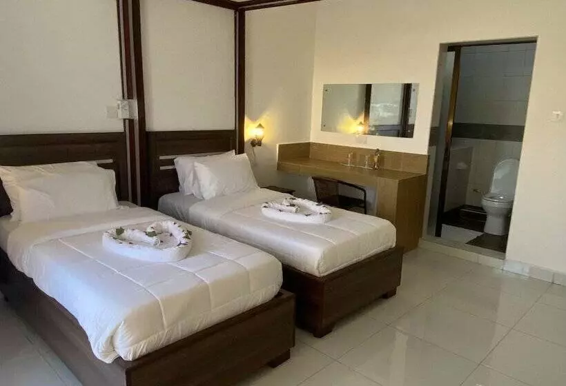 Hotel Diani Palm Resort