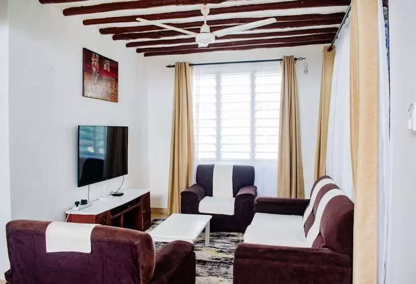 Hotel Diani Palm Resort