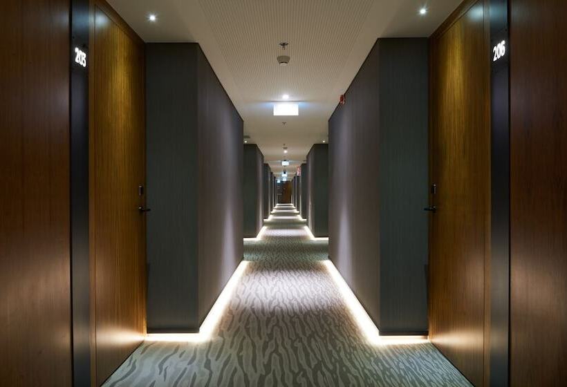 هتل Timbre Heroismo