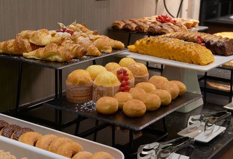 هتل Timbre Heroismo