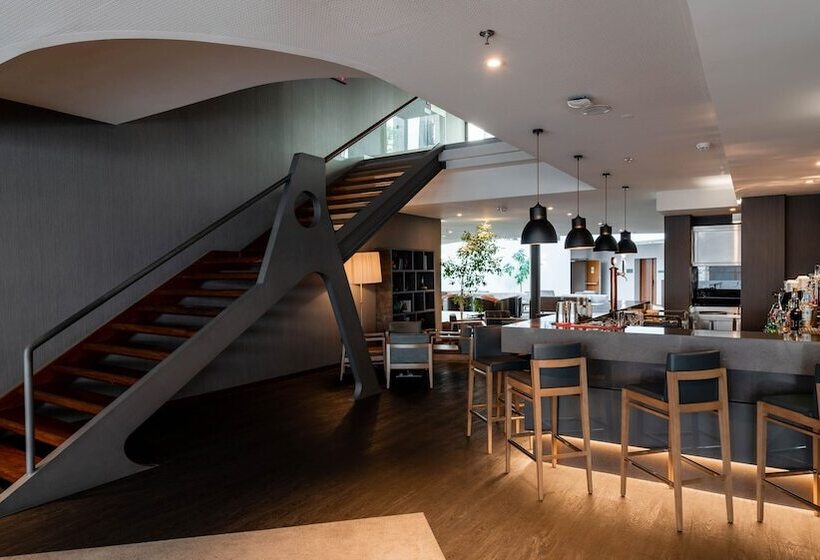 هتل Timbre Heroismo