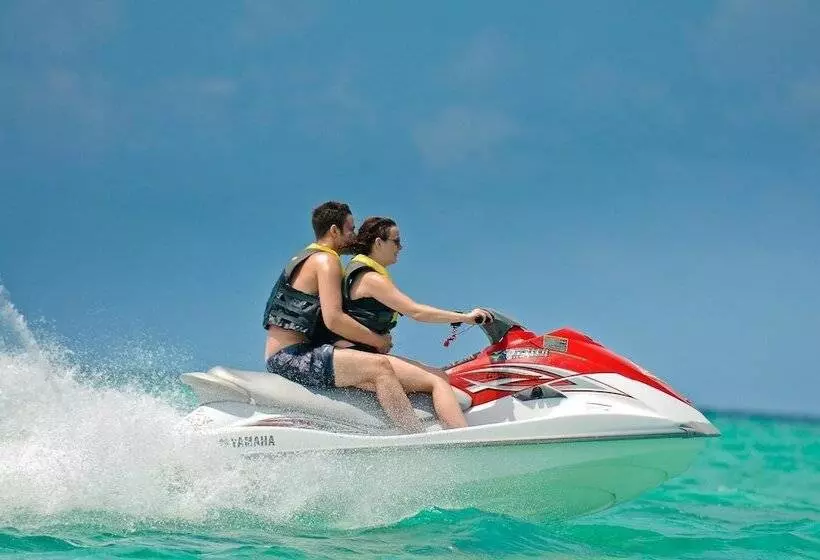 هتل Fihalhohi Maldives