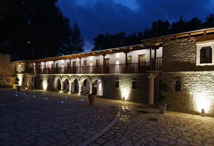 Hotel Frontzu Politia