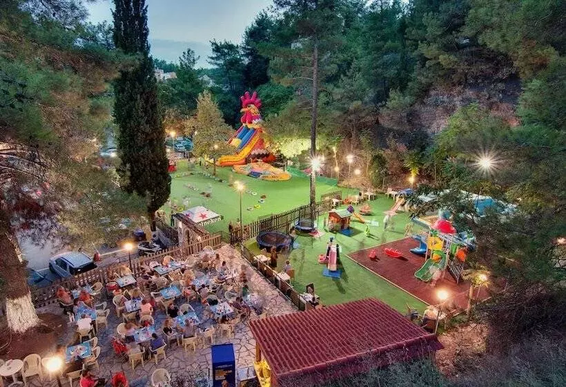 Hotel Frontzu Politia