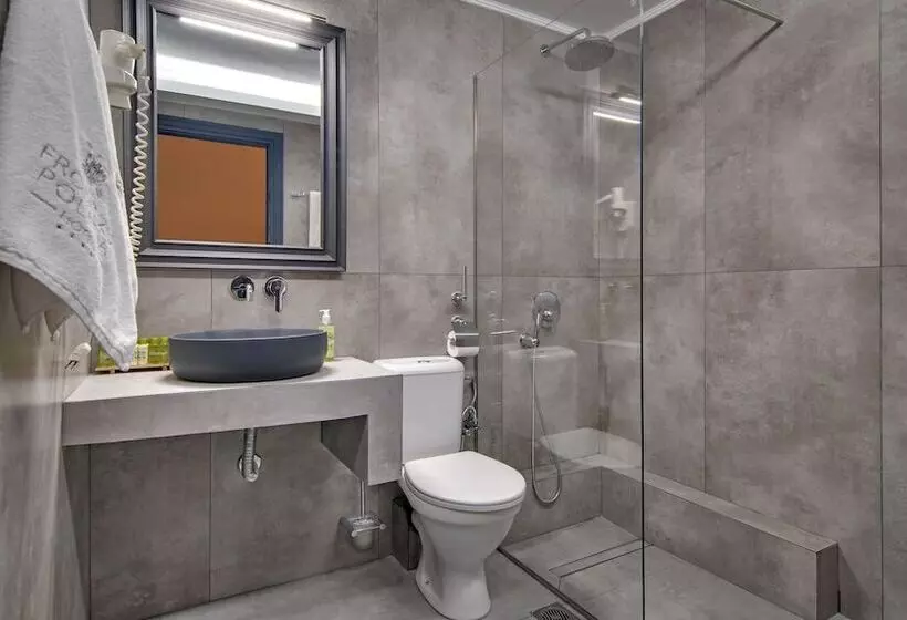 Hotel Frontzu Politia