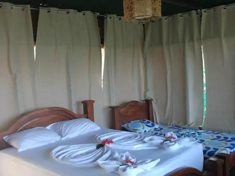 فندق Punta Marenco Lodge