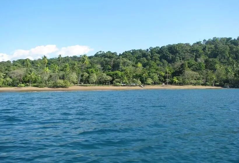 فندق Punta Marenco Lodge