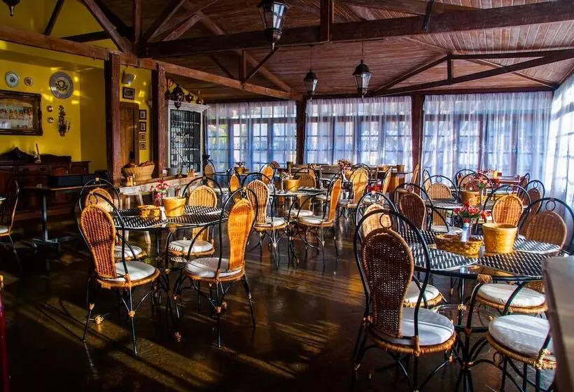 Отель Pousada Xica Da Silva