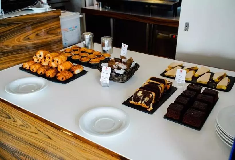 ホテル Premium Porto Downtown