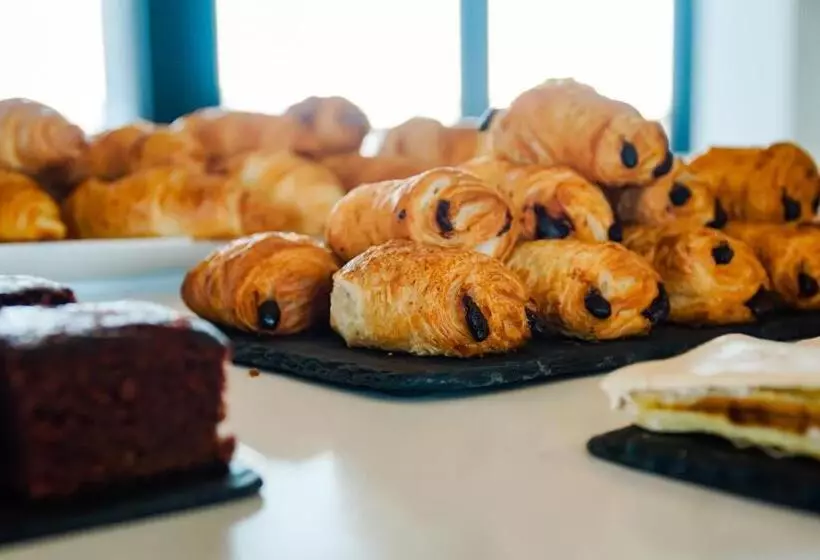 ホテル Premium Porto Downtown