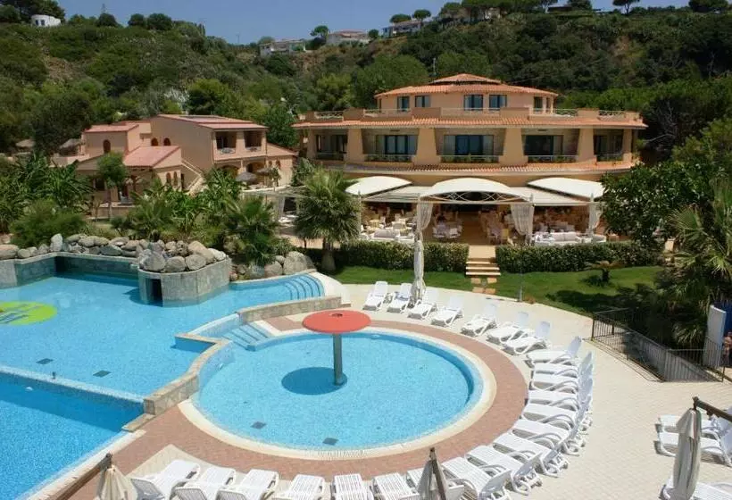 호텔 Solemare Club Village