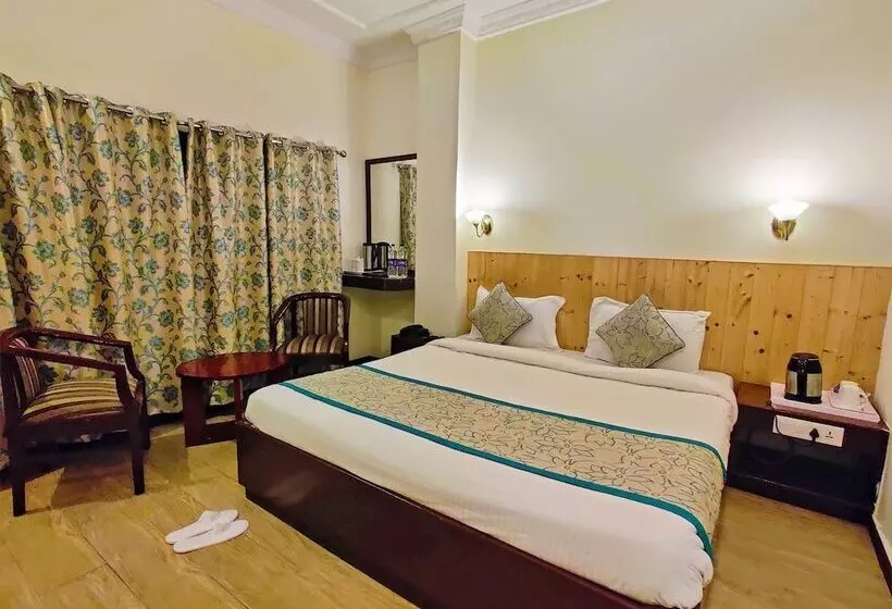 酒店 Royal Jardin Whistling Pines Resort