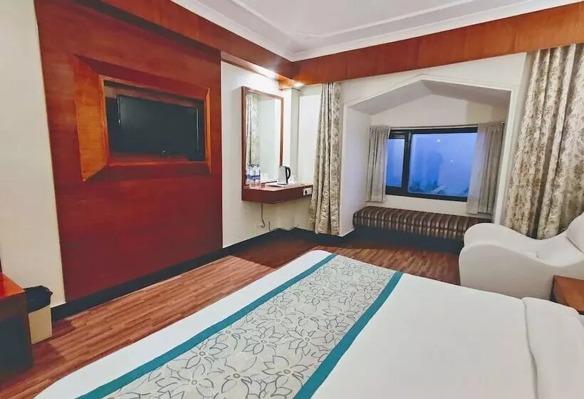 酒店 Royal Jardin Whistling Pines Resort