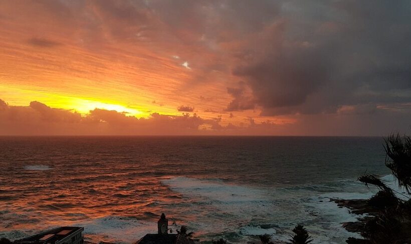 בית מלון כפרי The Clarendon Bantry Bay