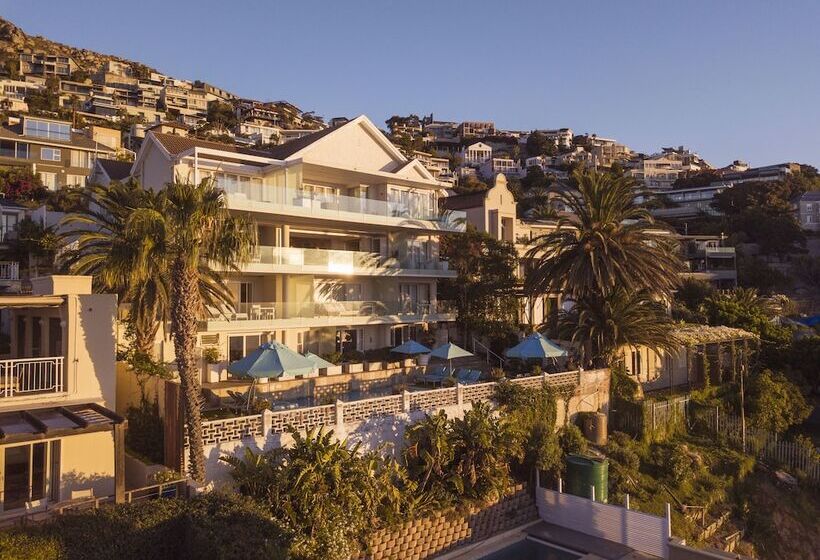 בית מלון כפרי The Clarendon Bantry Bay