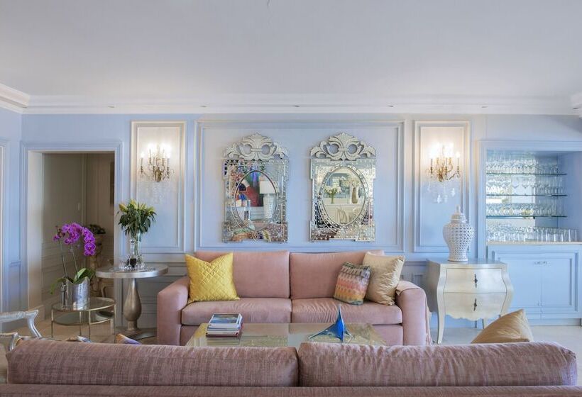 בית מלון כפרי The Clarendon Bantry Bay