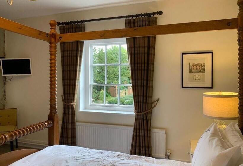 فندق Three Tuns Ashwell