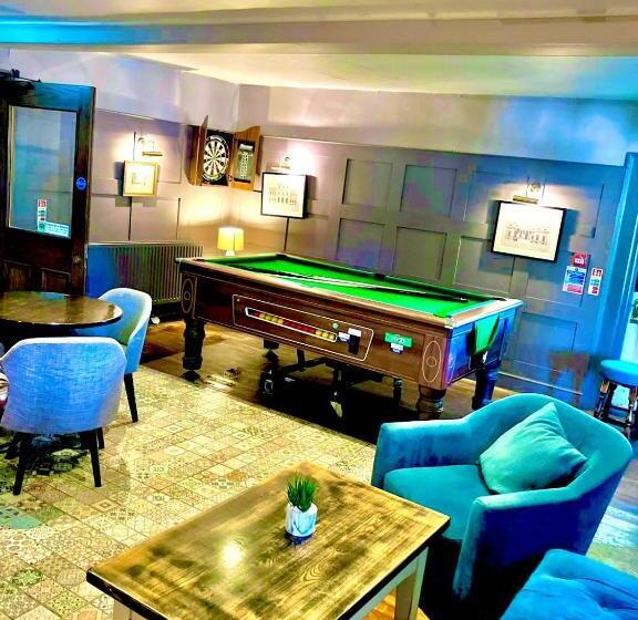 فندق Three Tuns Ashwell