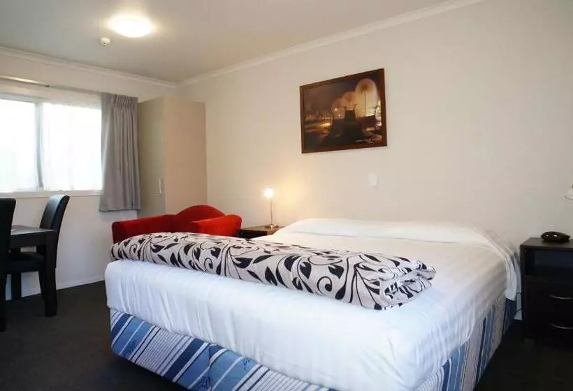 汽车旅馆  Brooklyn Motor Lodge