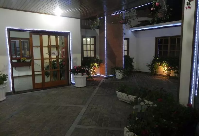 Пансион Summit Suítes Hotel Campos Do Jordão