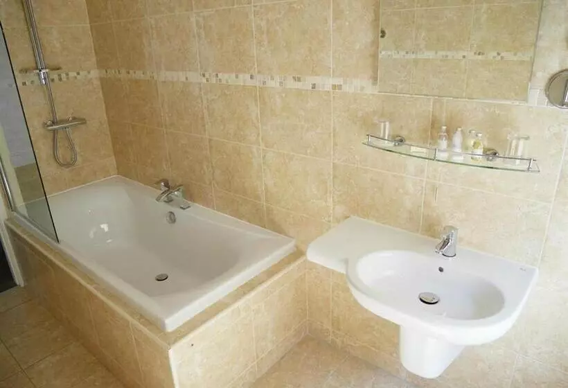 پانسیون The Redstone Guesthouse